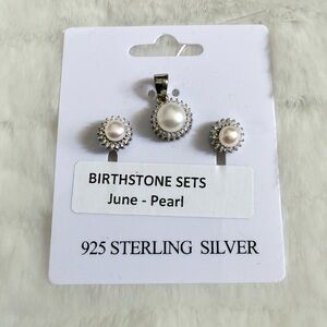 (NEW) Sterling Silver Pearl Pendant & Earring Set